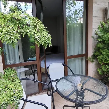 Sun Travel Sunny ساني بيتش