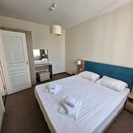 Sun Travel Sunny * ساني بيتش