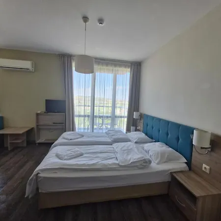 Sun Travel Sunny * ساني بيتش