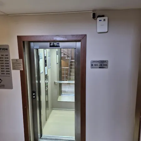 Sun Travel Sunny شقة