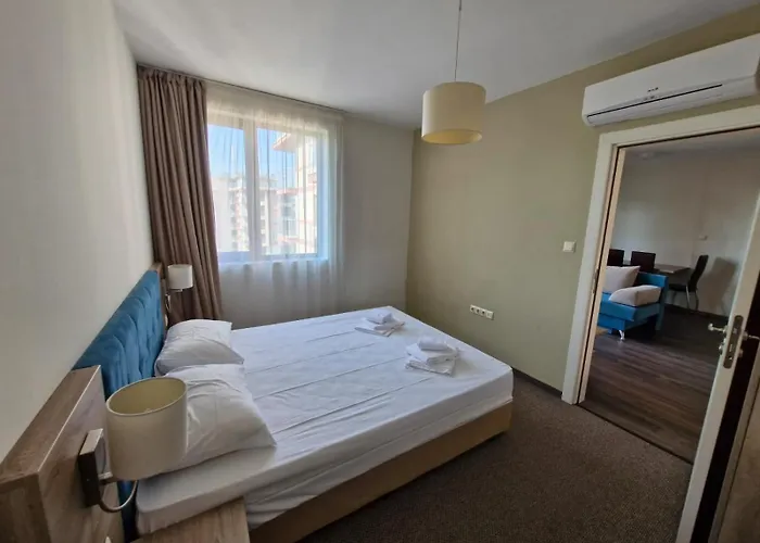 Sun Travel Sunny Slantschew brjag