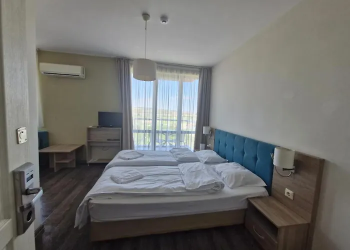 Sun Travel Sunny * Slantschew brjag