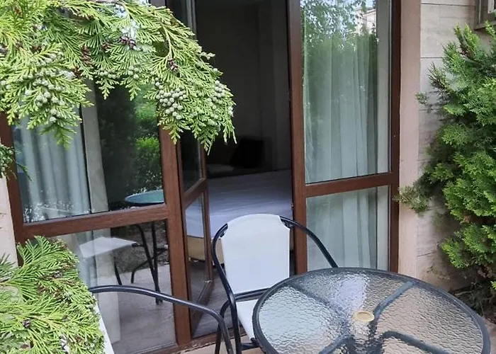 Sun Travel Sunny Slantschew brjag